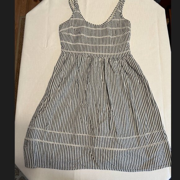 Seersucker sundress - Picture 1 of 4